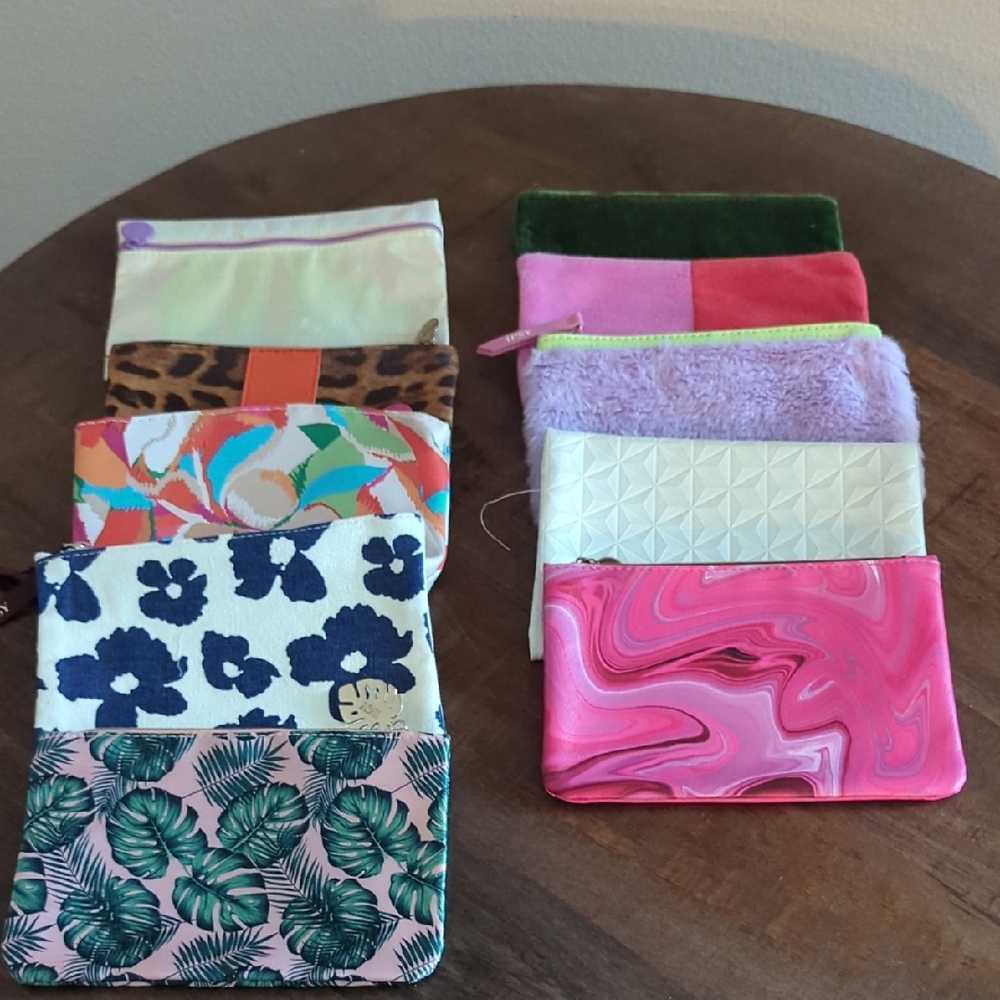 Ipsy Bags 10 Bags Emptying Colorful Patterned Pouches